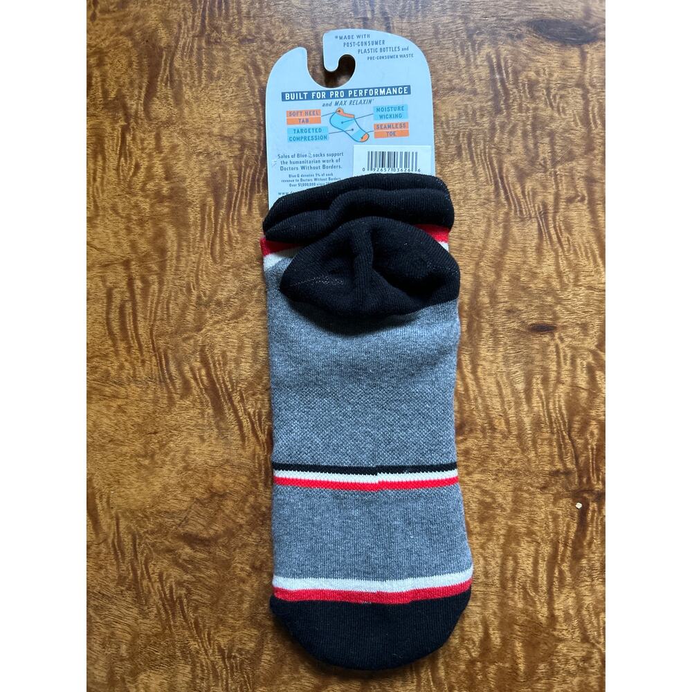 BLUE-Q Gray/Red DOG WALKIN' SNEAKER SOCKS Short-Cut Ankle-Length Adult L-XL NWT - Picture 3 of 4